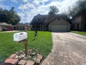 Building Photo - 18938 Jodywood Dr