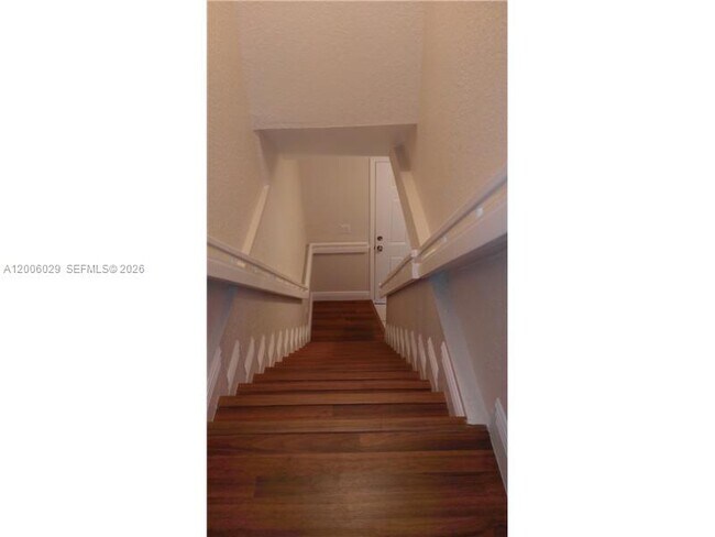 Foto del edificio - 8025 NW 8th St