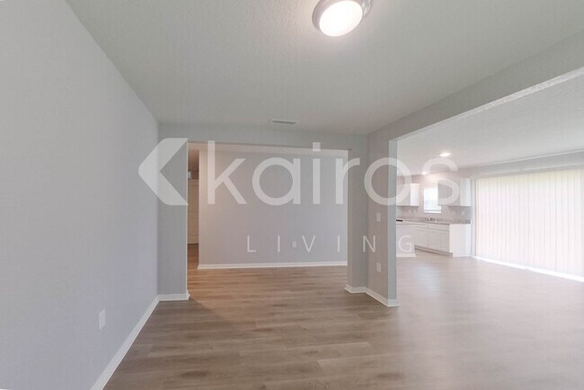 Foto del edificio - 1233 Huntington St