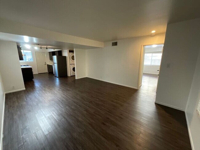 Foto del edificio - 219 California St