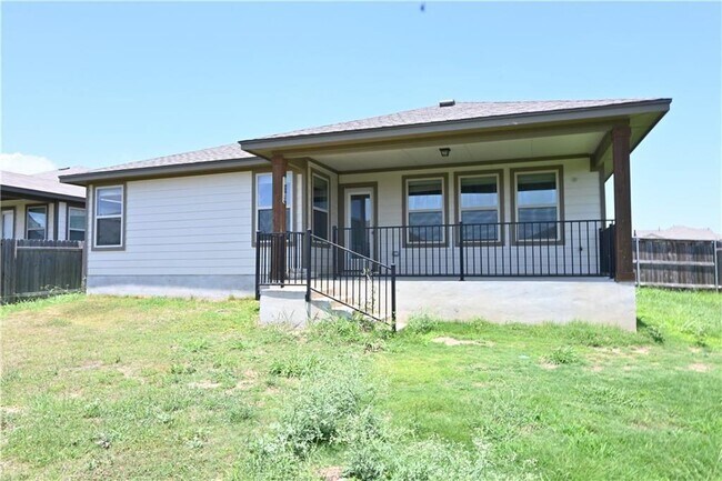 Building Photo - 124 Gray Wolf Dr
