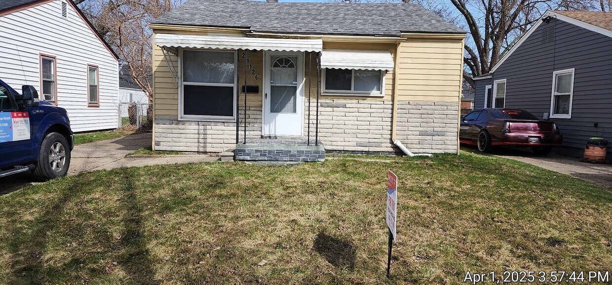 Foto principal - 21126 Atlantic Ave
