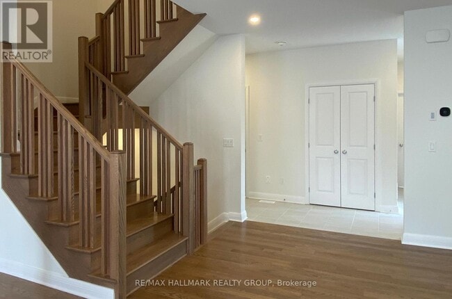 Building Photo - 25 Kinver Pvt