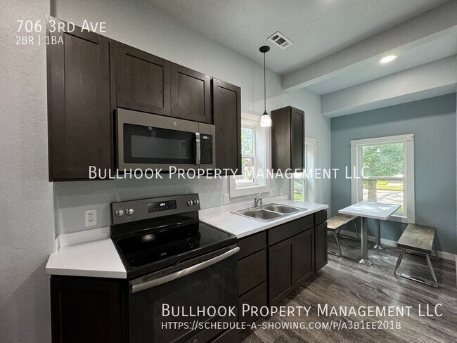 Foto del edificio - 706 3rd Ave