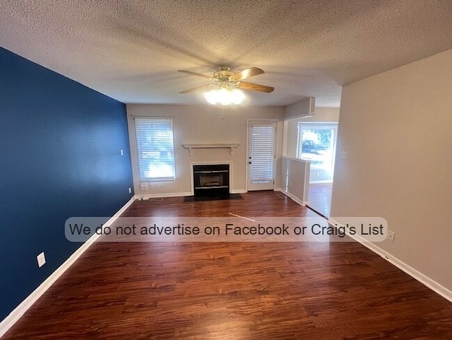 Building Photo - Farmington - Butterwood Circle