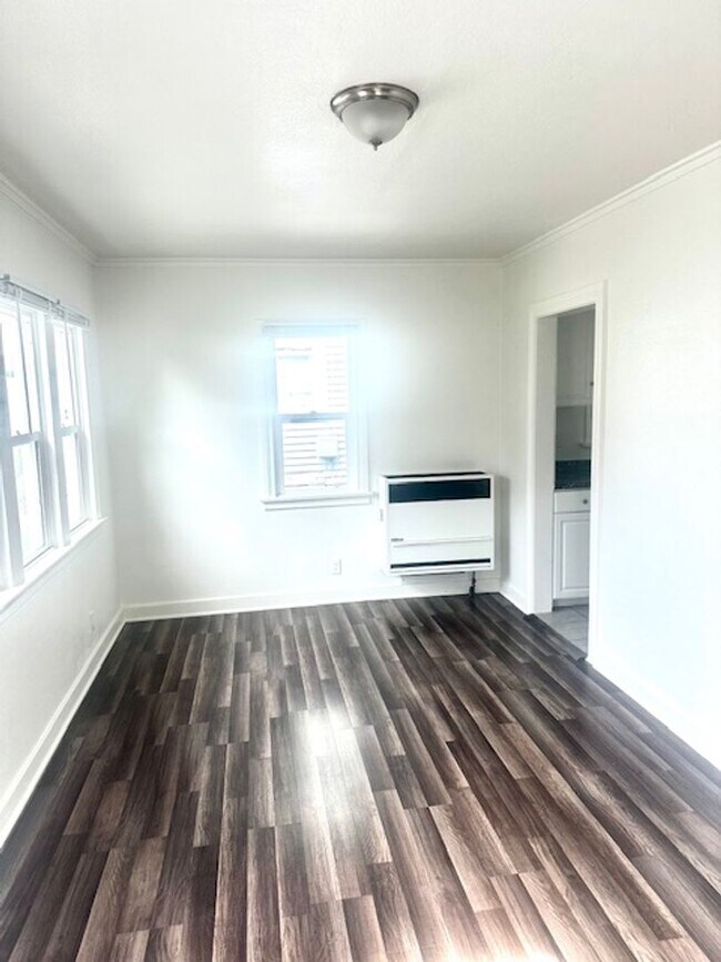 Foto del edificio - Super Charming Cottage, downtown Ventura