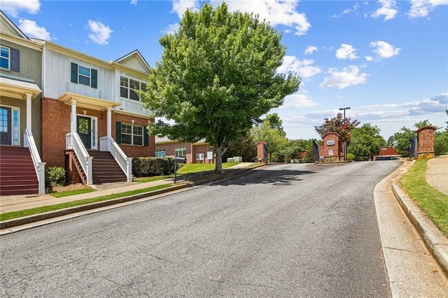 Building Photo - 771 Riverdance Dr