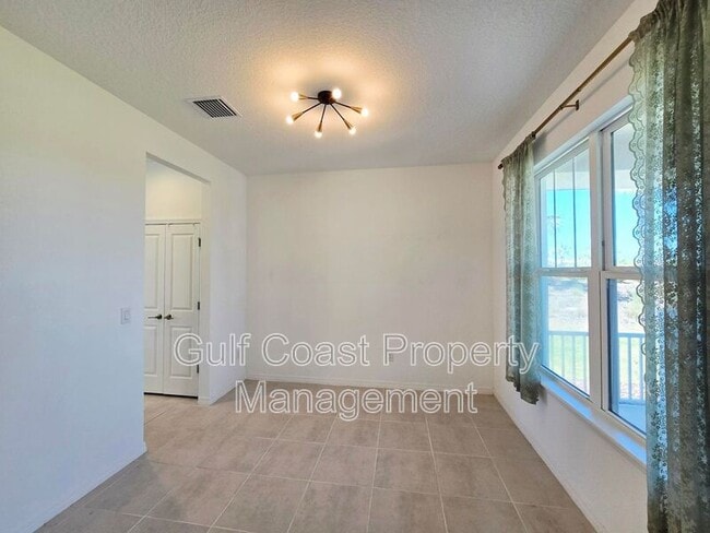 Building Photo - 5805 Fieldmoor Ct