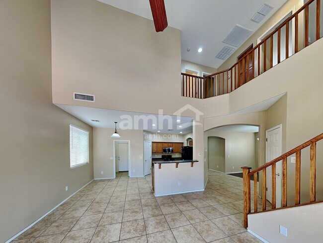 Building Photo - 6621 S 57th Ave