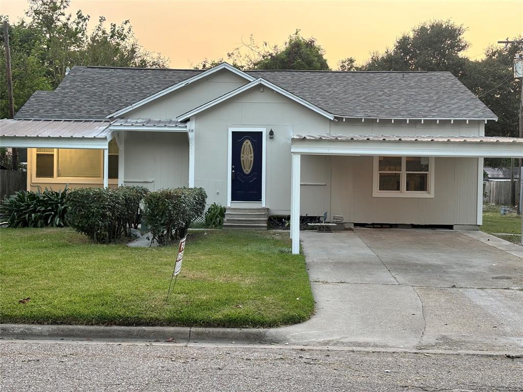 Foto principal - 311 3rd St N