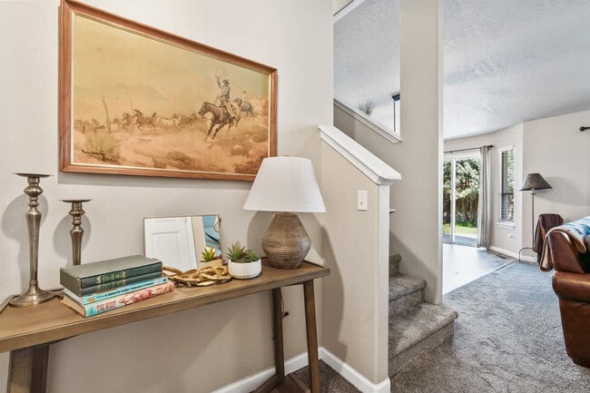 Foto del edificio - 3912 E Clear Springs Dr.