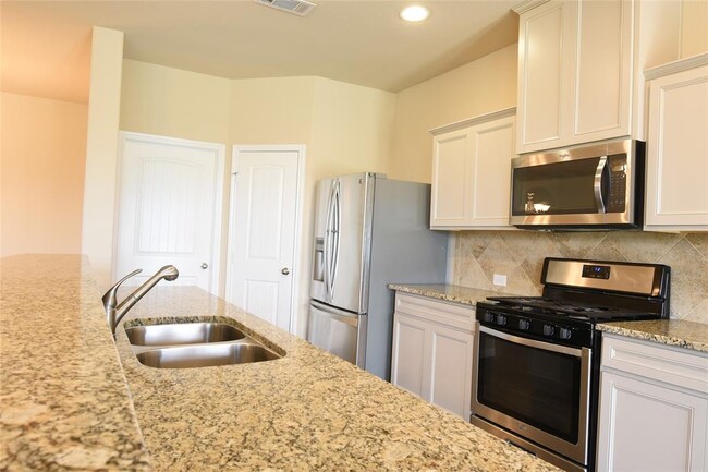 Building Photo - 2315 Windy Sail Dr