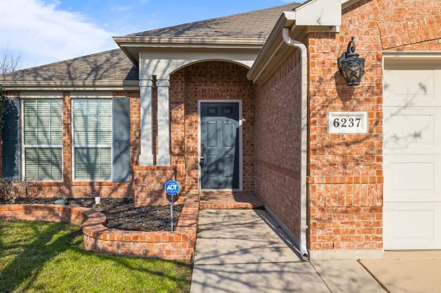 Foto del edificio - 6237 Chalk Hollow Dr