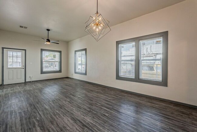 Foto del edificio - Beautiful Home in Phoenix Arizona