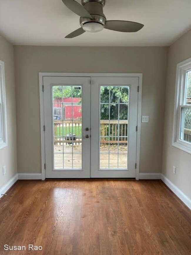 Building Photo - 4 br, 3.5 bath House - 614 Franklin St. NE