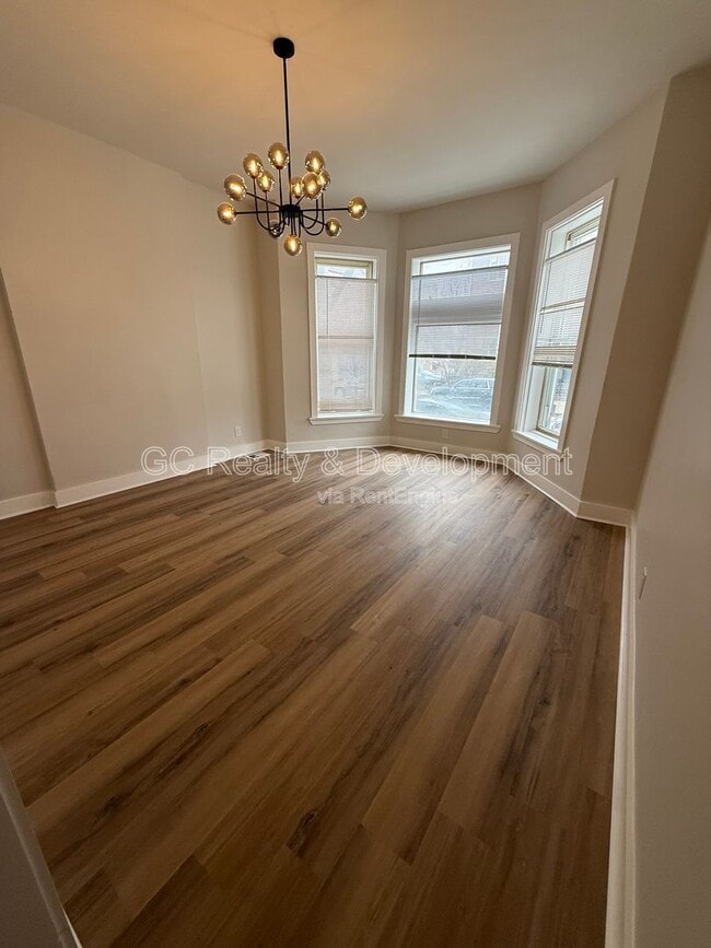 Foto del edificio - 4241 S Calumet Ave