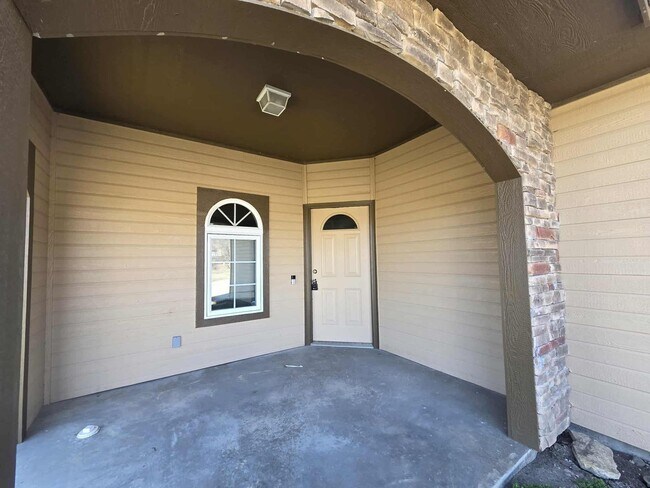 Foto del edificio - 410 Michael's Ct