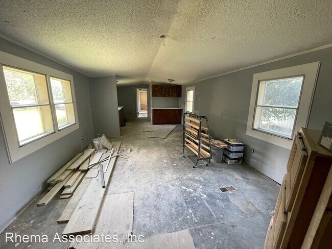 Foto del edificio - 2 br, 2 bath House - 4873 Cleveland Street...