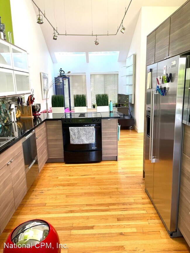 Foto del edificio - 4 br, 3 bath House - 1691 Grant Rd