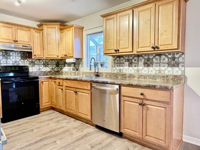 Building Photo - Austell Rental- Open House Saturday Feb 22...
