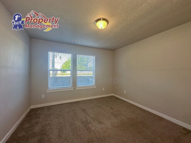 Foto del edificio - 3151 N Network Ln