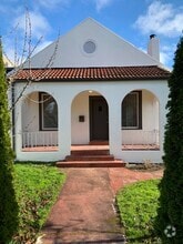 Building Photo - 626 Highland Ave