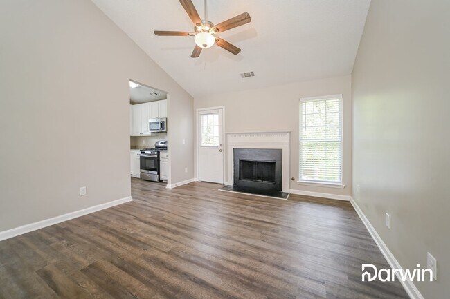 Building Photo - 4862 Larkspur Ln