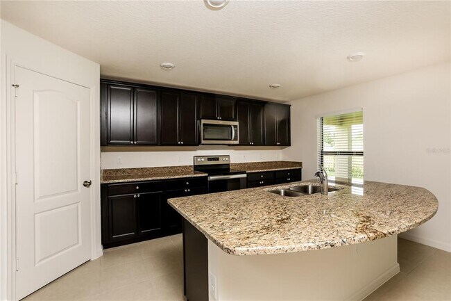 Foto del edificio - 35681 Rose Moss Ave