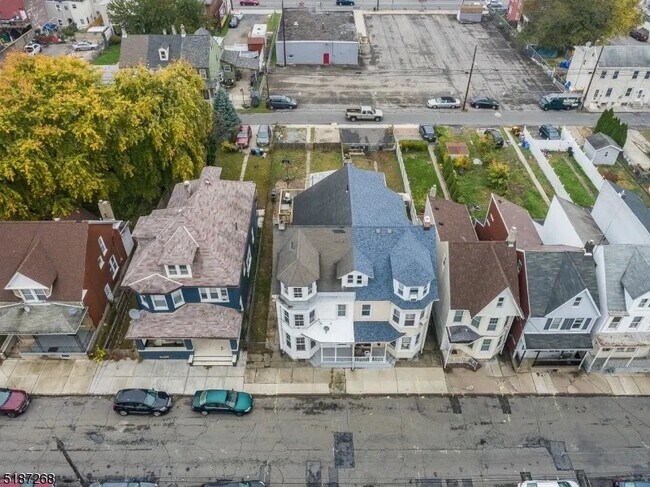 Foto del edificio - 283 Mercer St