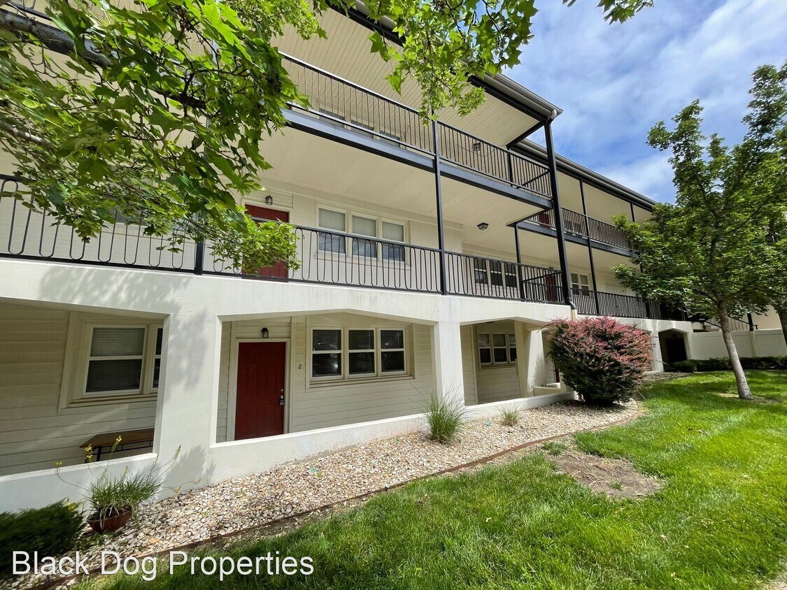 1518 College Ave, Manhattan, KS 66502 House for Rent in Manhattan, KS