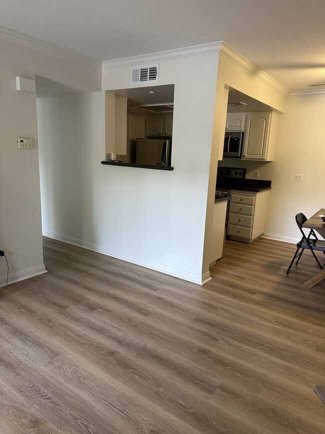 Foto del edificio - 12067 Alta Carmel Ct