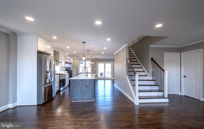 Building Photo - 6816 Westcott Rd