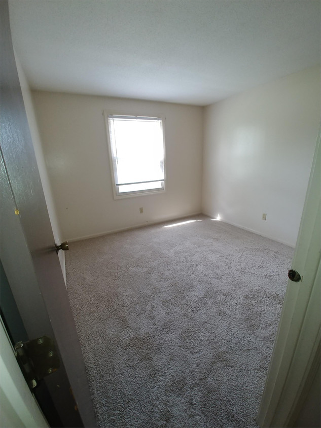 Primary Photo - 5271 Eastwick Dr