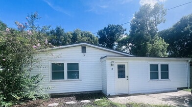 Building Photo - 4 Highland Dr NW
