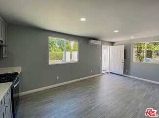 Building Photo - 9009 Monogram Ave