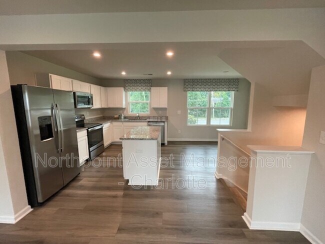 Foto del edificio - 2007 Langer St