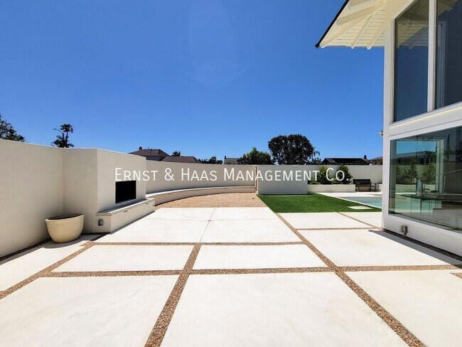 Building Photo - 20331 Eastwood Cir
