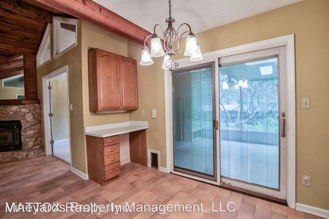 Foto del edificio - 3038 N Shannon Lakes Dr