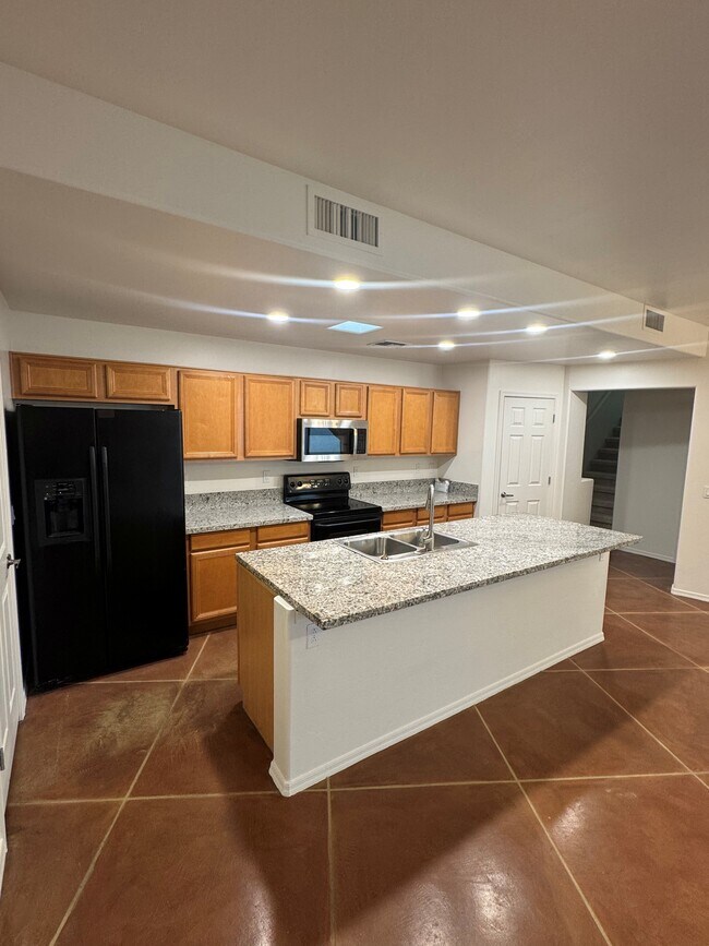 Foto del edificio - 2435 N Silver Mosaic Dr