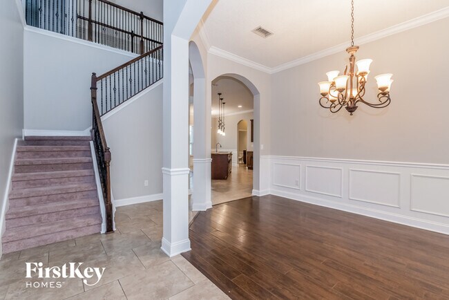 Foto del edificio - 3320 Village Oaks Ln