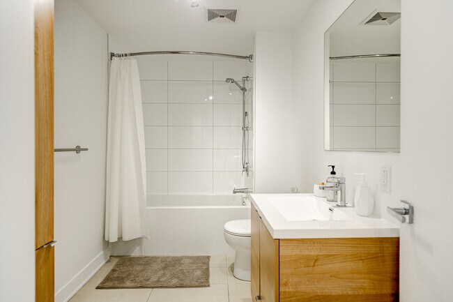 Photo du bâtiment - Shaughn Apartments