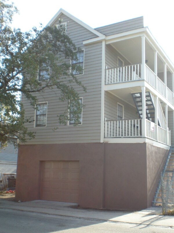 Primary Photo - 61 Cooper St