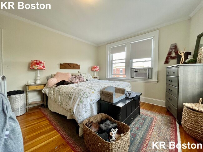 Foto del edificio - 2045 Commonwealth Ave