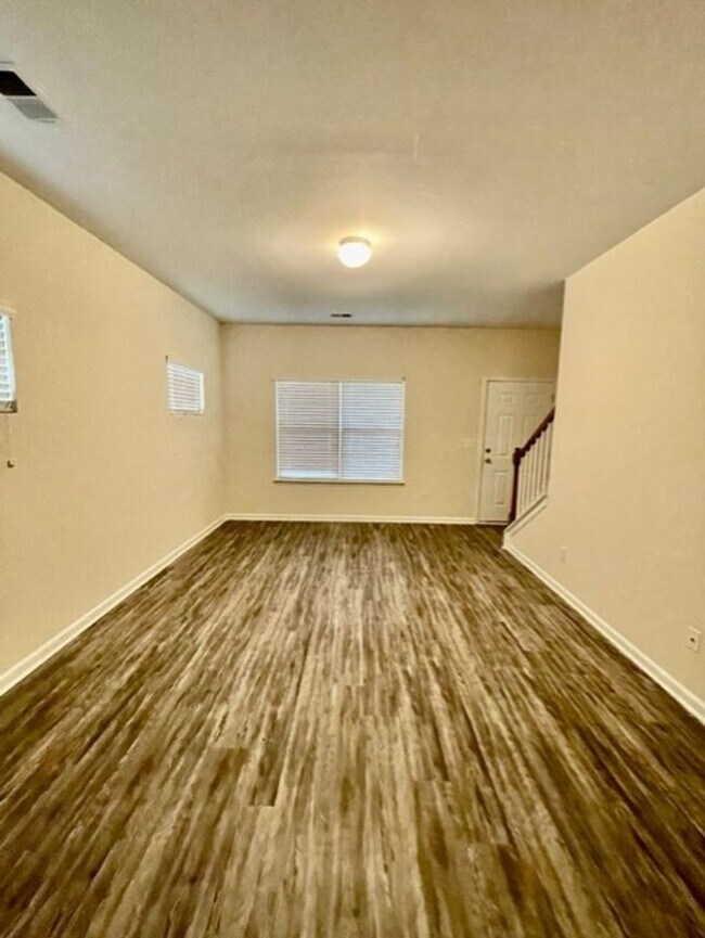 Building Photo - Luxurious 2 story 3 bedroom 2.5 bath townhomes. Located in Salisbury.