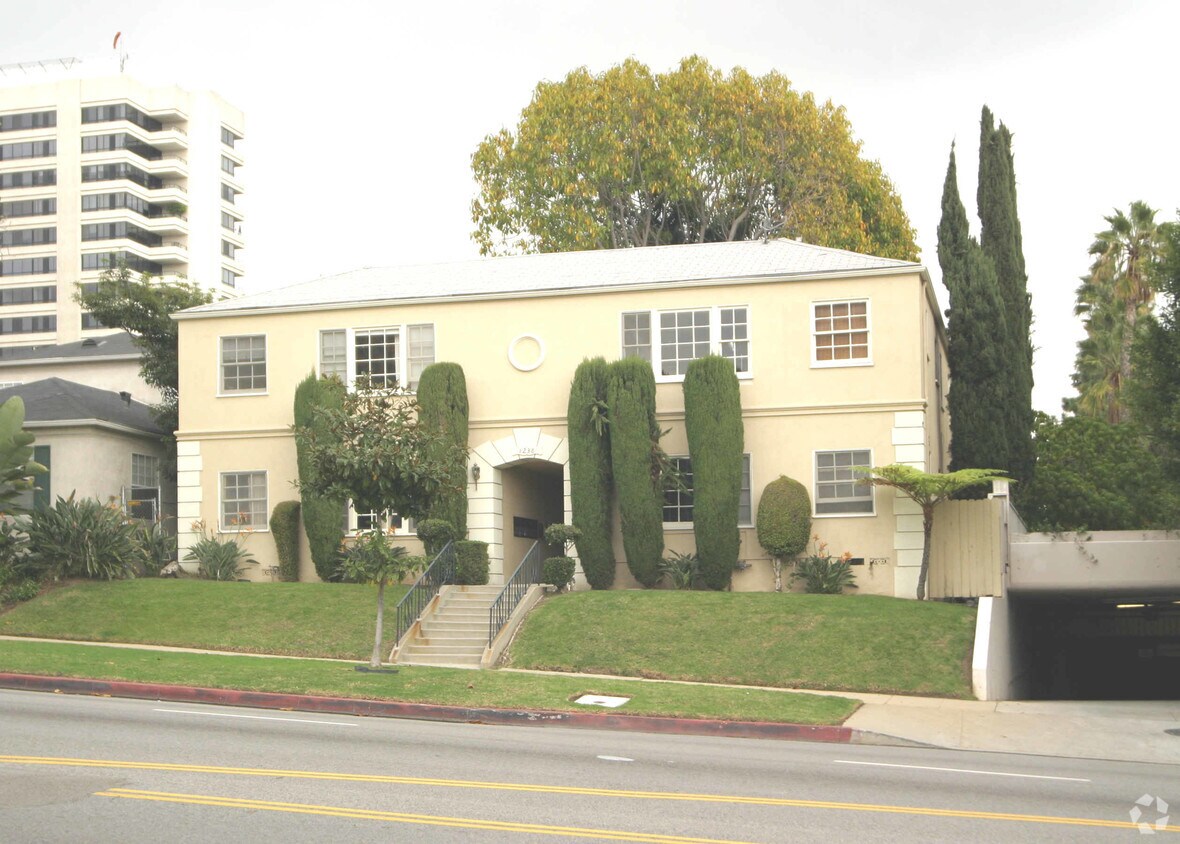 1238 S Beverly Glen Blvd, Los Angeles, CA 90024 Apartments Los