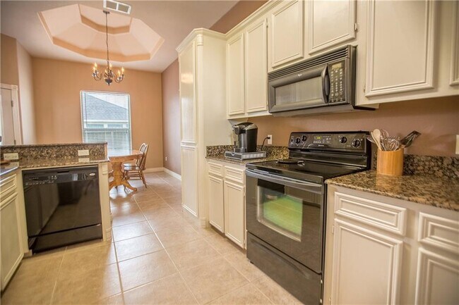 Foto del edificio - 6825 King George Pl