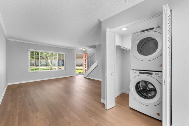 Building Photo - Yorba Linda Pines