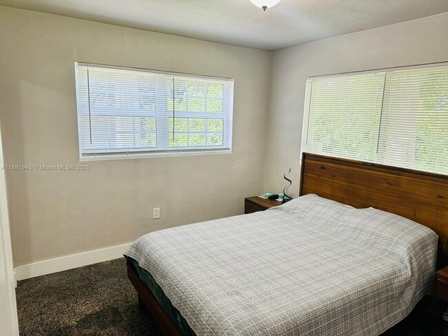 Building Photo - 6149 SW 64th St