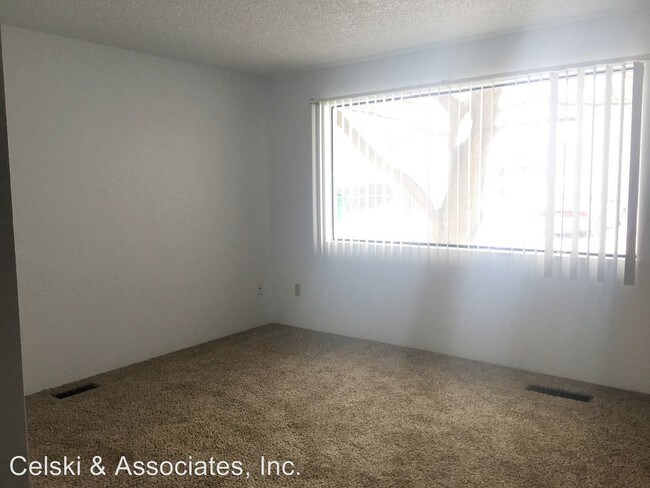 Building Photo - 6721 W Kennewick Ave
