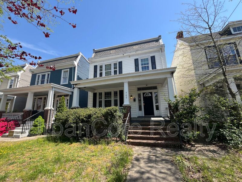 Foto principal - 709 N 35th St